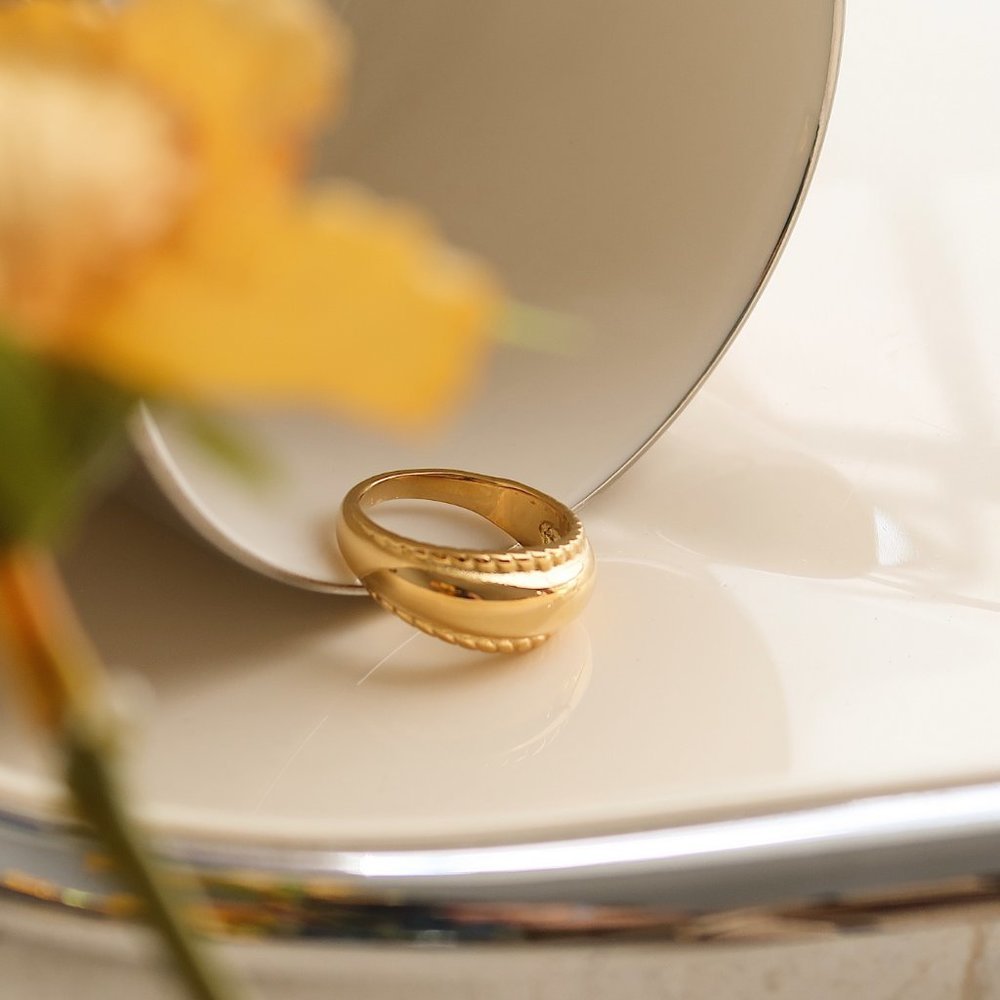 NEW 18K Gold Plated Braided Wide Curve Ring - Picture 14 of 15